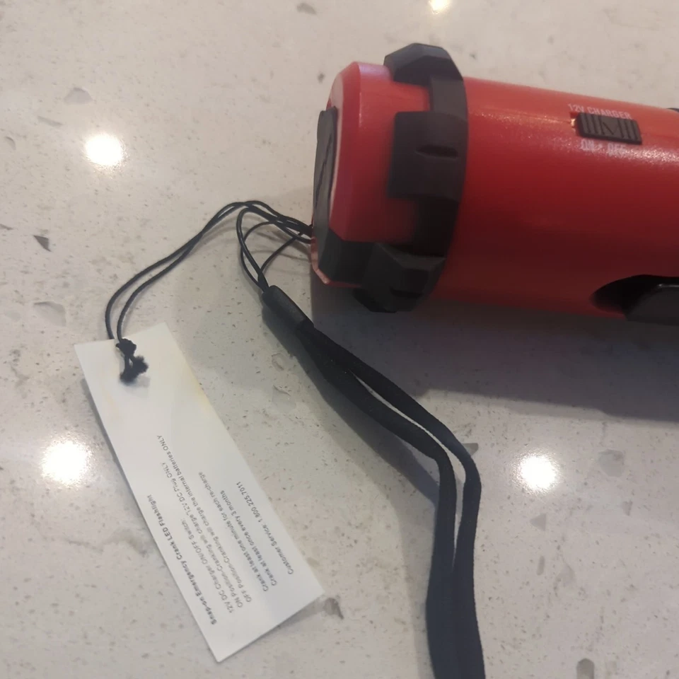 Snap-on 92179 8-LED Crank Emergency Flashlight with AM, FM, Weather Band & NOA - Image 3 of 4