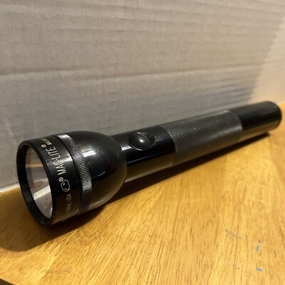 MAG LITE(3DCELL） Maglite® - Classic 3D Flashlight