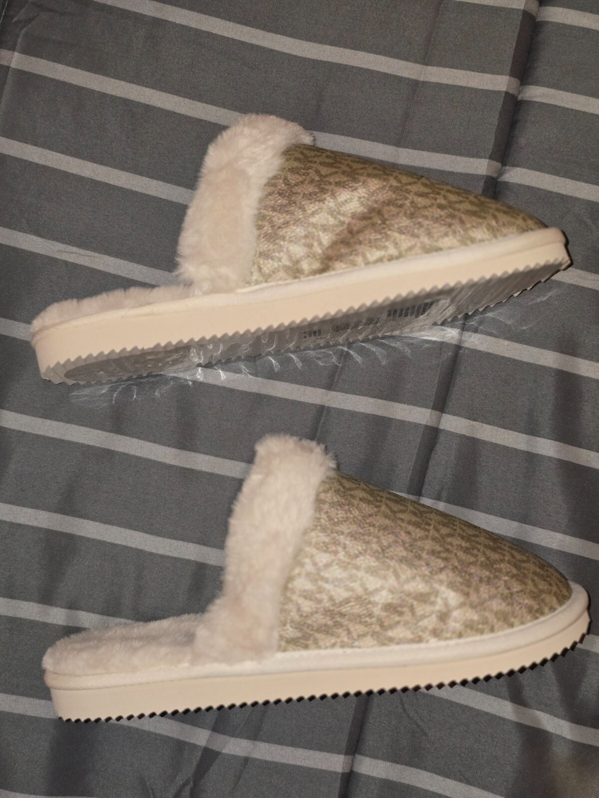 PANTOFOLA D’ORO Ciabatte Michael Kors crema e oro puro logo con pelliccia taglia 9