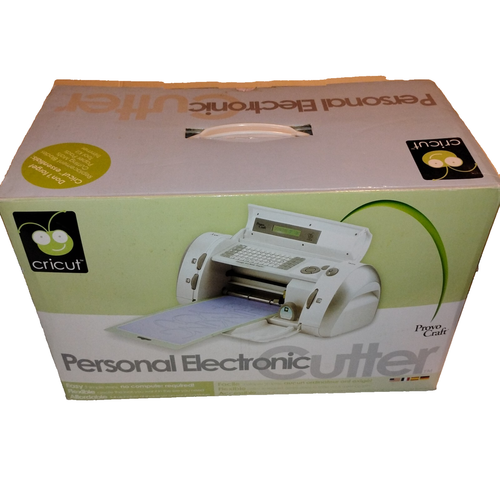 Cricut Personal Electronic Cutter by Provo Craft – Machine, Manual & 3–6 Carts - Picture 3 of 5