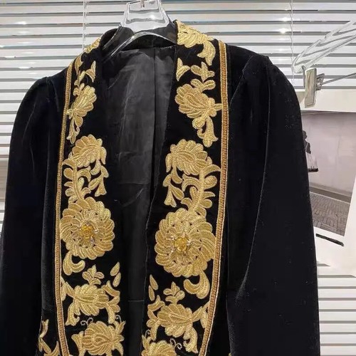 Spring and Autumn Women's Small Suit Embroidered Velvet Small Suit Short Coat - Bild 9 von 12