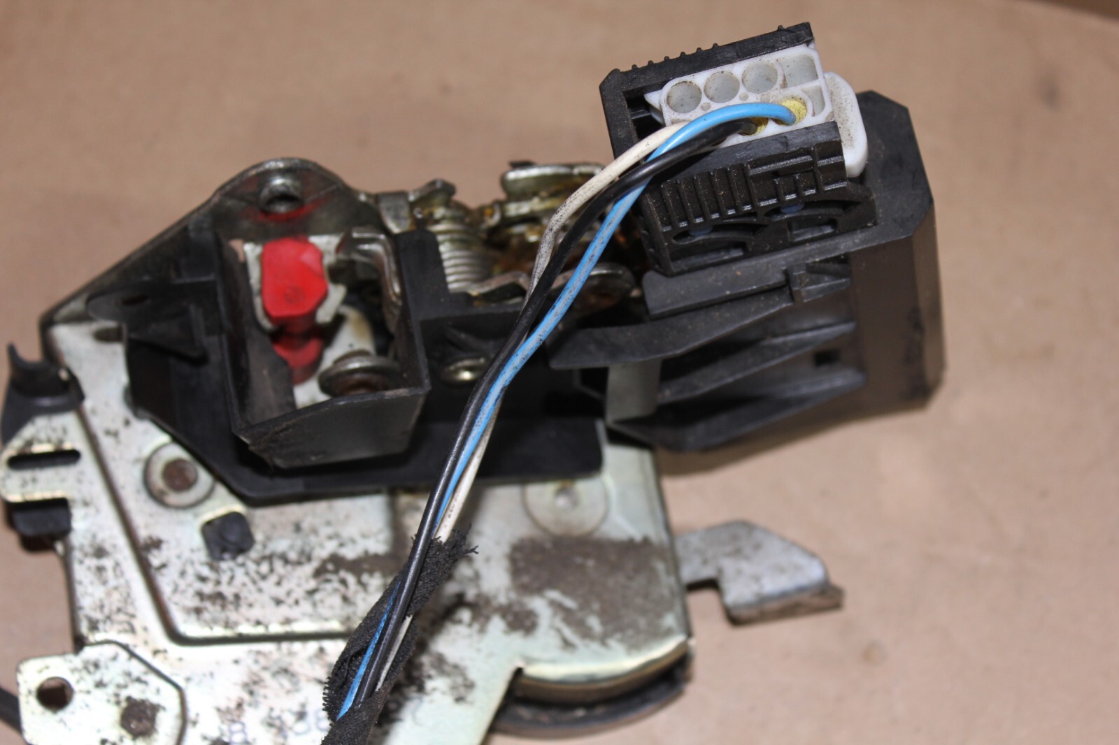 GENUINE BMW E34 M5 540 525 REAR LEFT DOOR LOCK WITH ACTUATOR COMPLETE SET OEM eBay