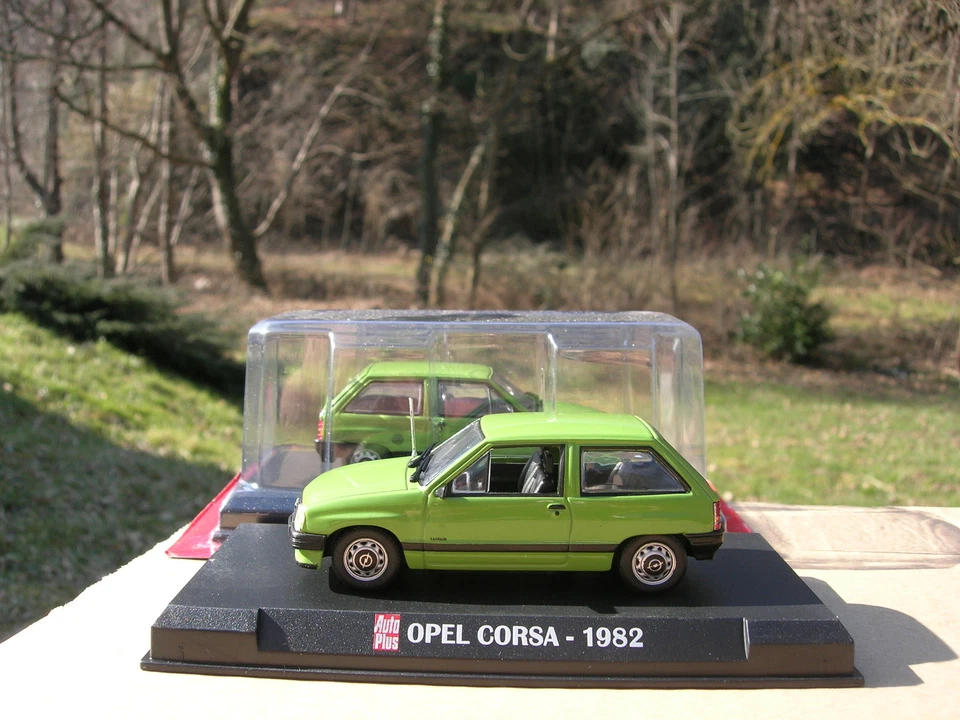 1/43 METAL OPEL CORSA 3 portes 1982 Verte ! - Photo 2/4