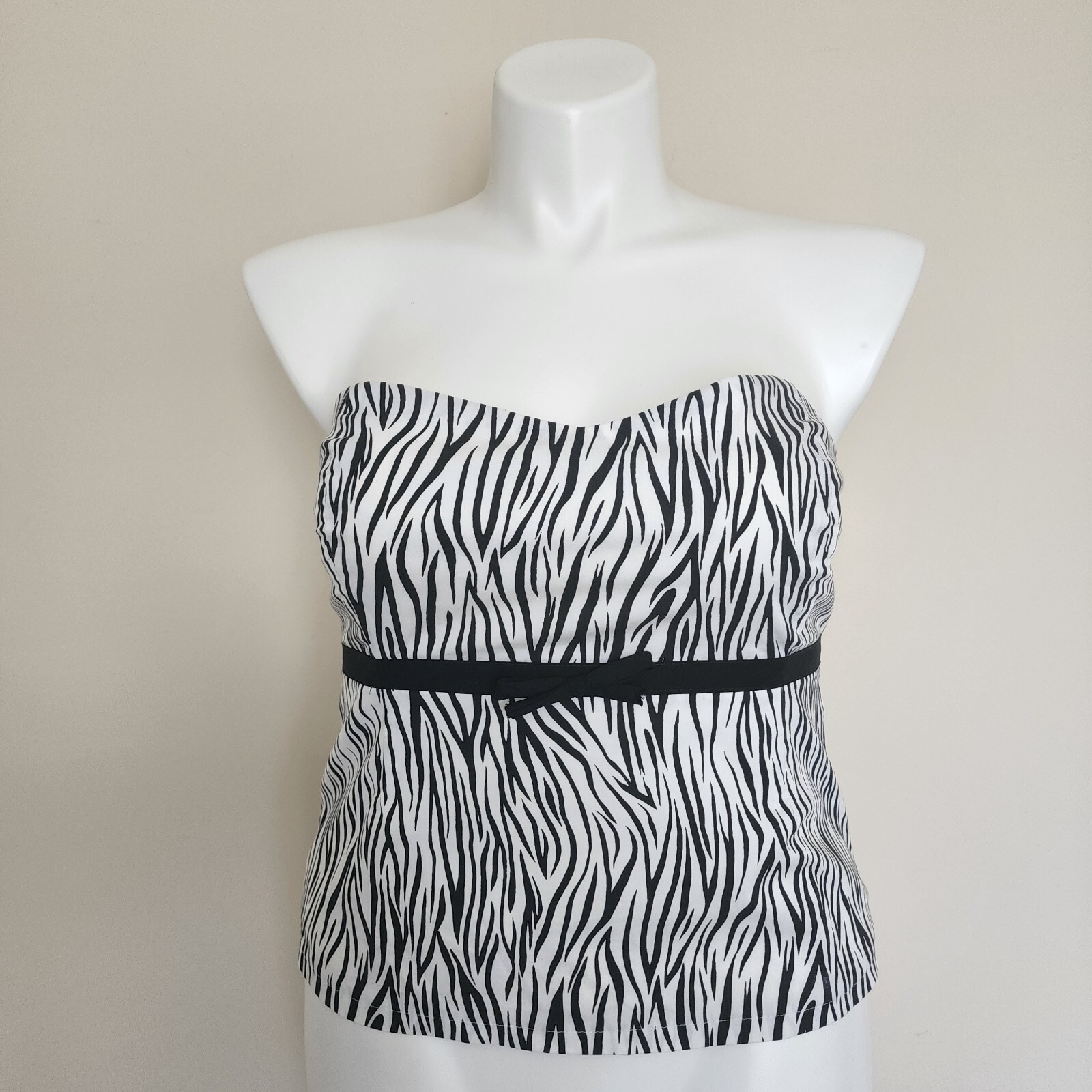 WHBM Size Large Strapless Zebra Print Top White H… - image 1