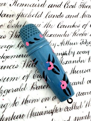 Vintage French Etui Sewing Kit Thimble Beautiful Blue Bakelite Pink Flowers