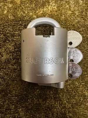 Ingersoll CS Vorhängeschloss mit 3 Schlüsseln