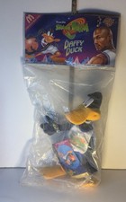 Warner Bros. Looney Tunes Daffy Duck Space Jam McDonald's Plush Toy 1996