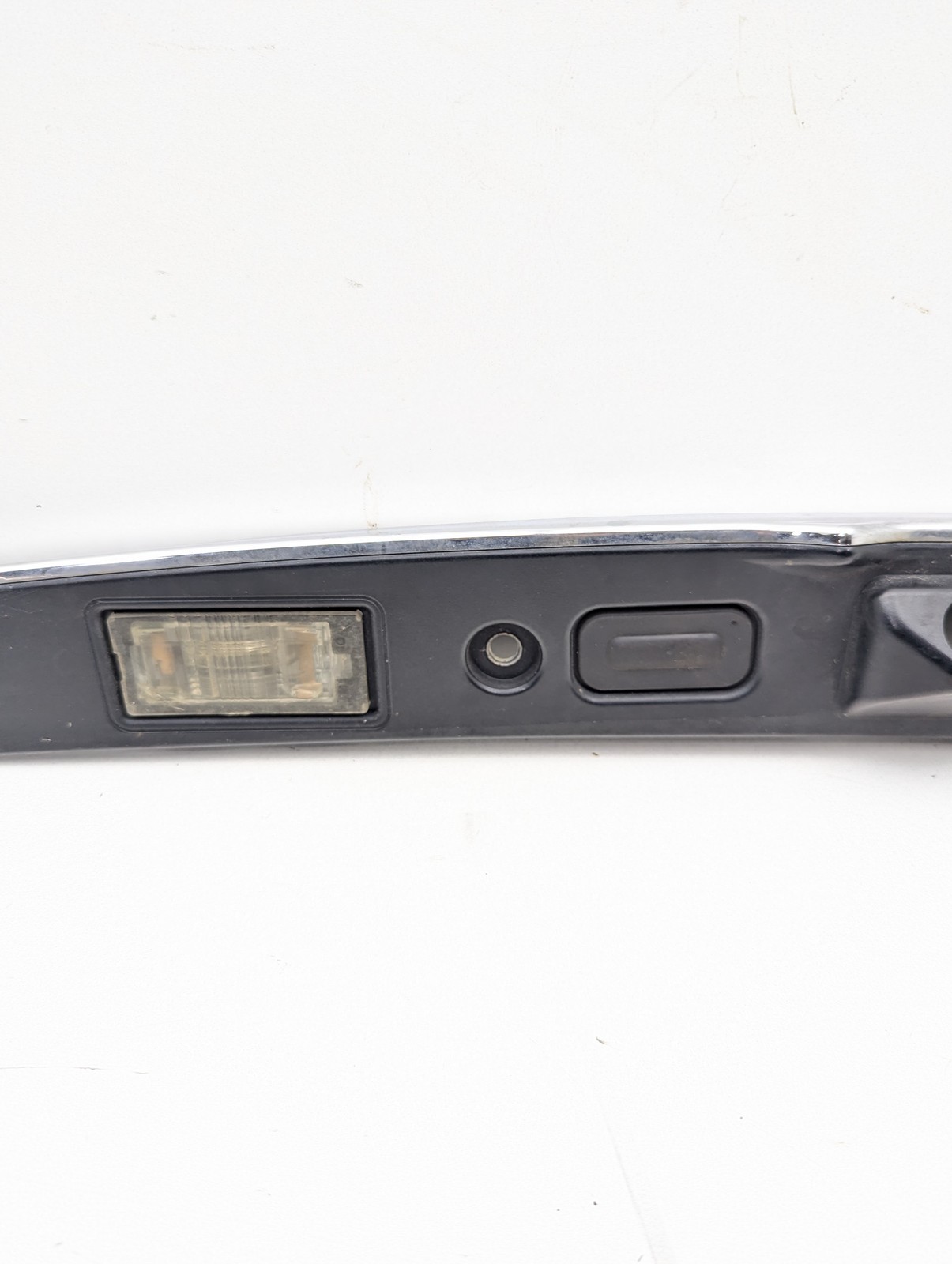 2014-2016 MASERATI QUATTROPORTE TRUNK DECK LID HANDLE MOLDING COVER
