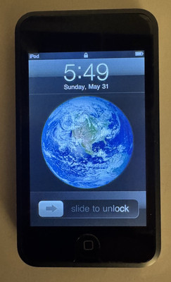 Vintage ipod touch 1st generation 8gb mp3 player MA623LL Reset & Working