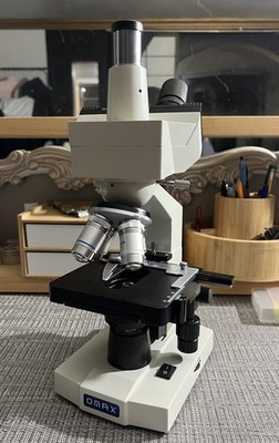 OMAX M83EZ 40 X -2500 X Trinocular LED Lab Compound Microscope + 200 Slides