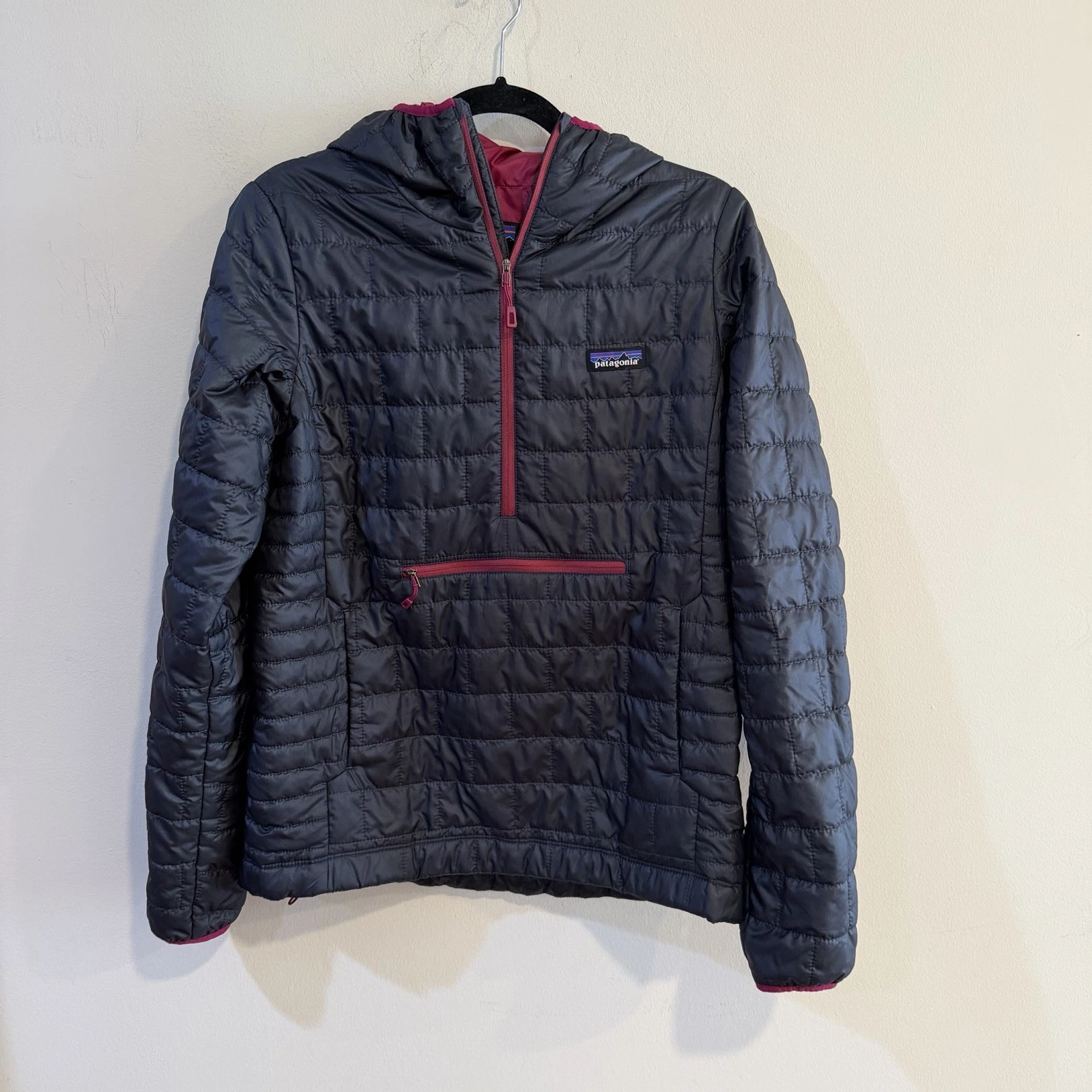 Patagonia Women's Nano Puff Bivy Pullover Navy Blue Medium