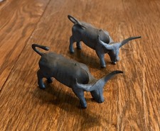 2- Vintage Marx 1952 Roy Rogers Ranch Longhorn Steers 54mm 1-Light 1-Dark Gray
