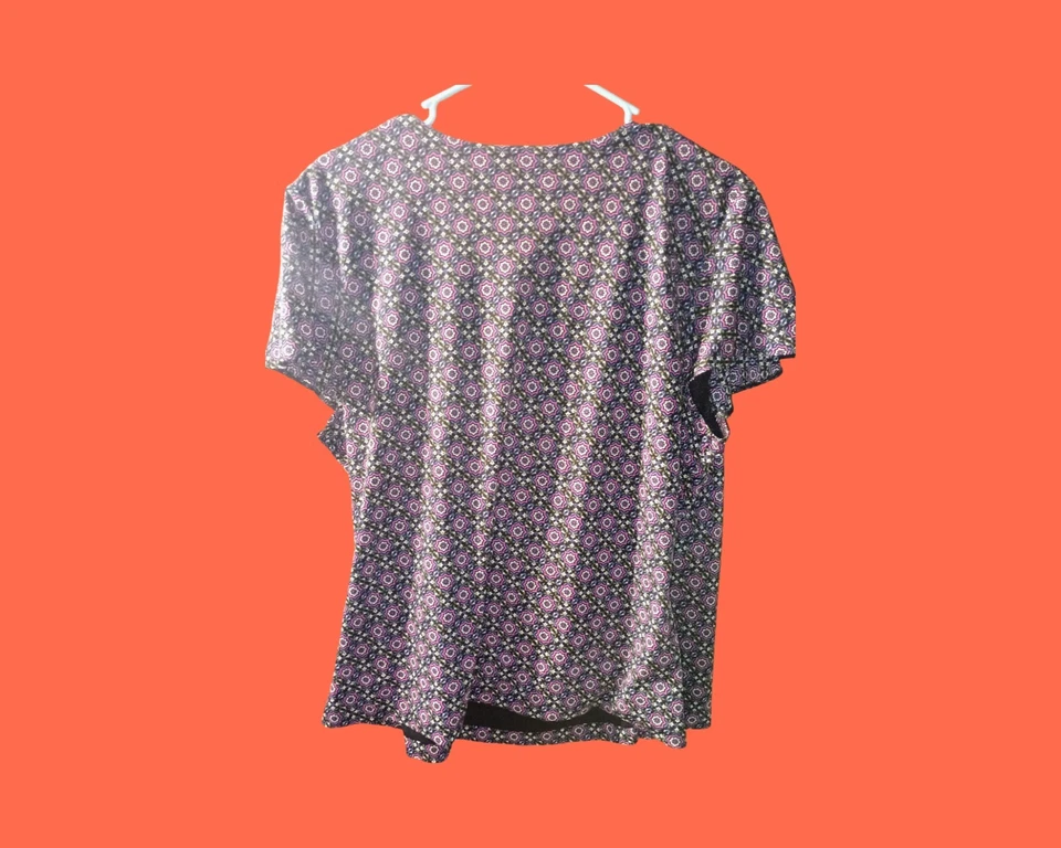 Sag Harbor 女式 XL 多色几何图案人造裹身上衣 — 第 2/4 张图片