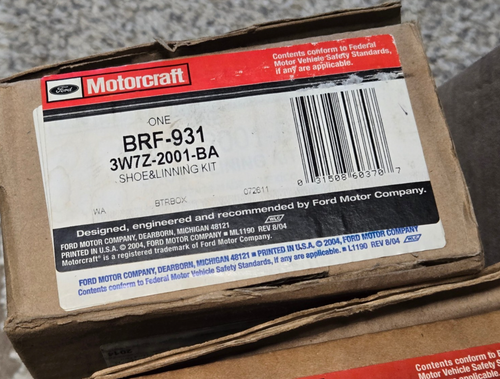 PowerStop Brake Pad Set | 2003–2011 Ford Crown Victoria (Z26-931)