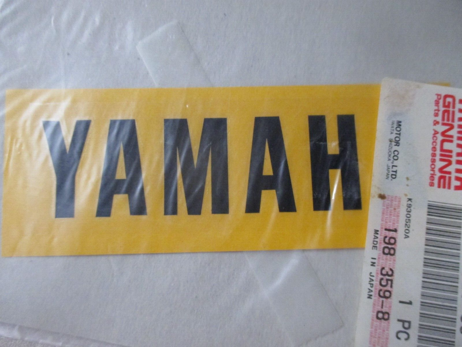 NOS Yamaha OEM Fuel Tank Emblem 79-81 DT100 81 DT175 81-83 DT80 388 ...