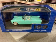 Minichamps 1955 Ford Thunderbird Convertible 1:43 NIB Ford 100 Year Heart & Soul