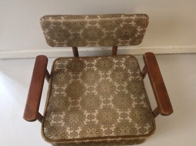 Vintage Retro 1970's Tan & Yellow Child's Baby Vinyl & wood