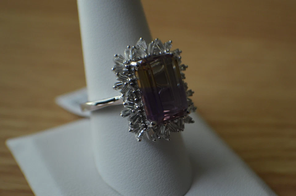 Anillo de platino/circón Anahi premium de 10,00 quilates sobre plata fina talla 9 Foto 2 de 4