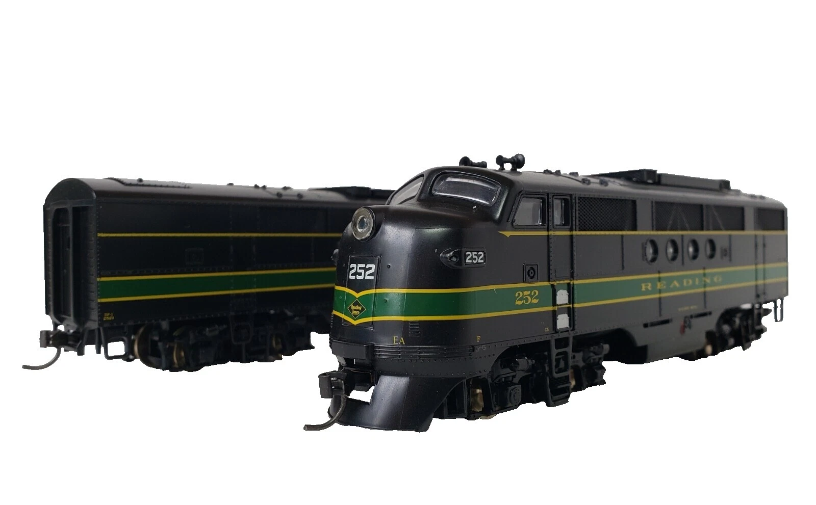 Пластиковые модели поездов Stewart