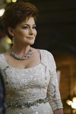 Carolyn Hennesy [Revenge] Unsigned 10x8 Photo 80989
