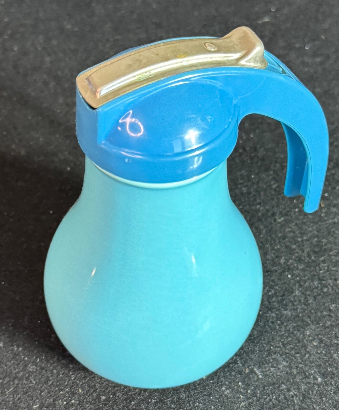 Excellent Vintage Fiestaware Turquoise Syrup Dispenser w/Federal Tool
