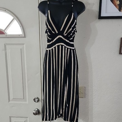 VENUS Black and Cream Striped Midi Dress Sz M Sundress Vacation Resort Wear