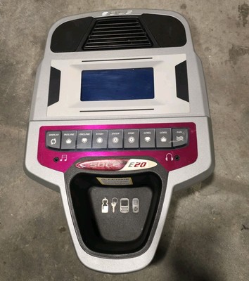 SOLE E20 elliptical  console display