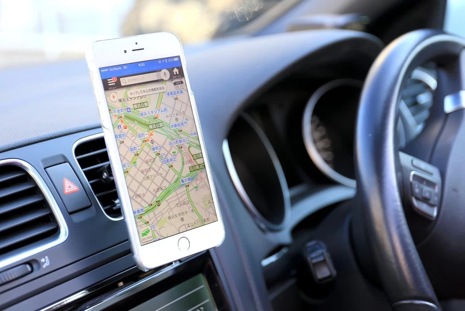 Soporte para teléfono inteligente tipo montaje toma de aire acondicionado Mountek AIRSNAP Foto 4 de 4