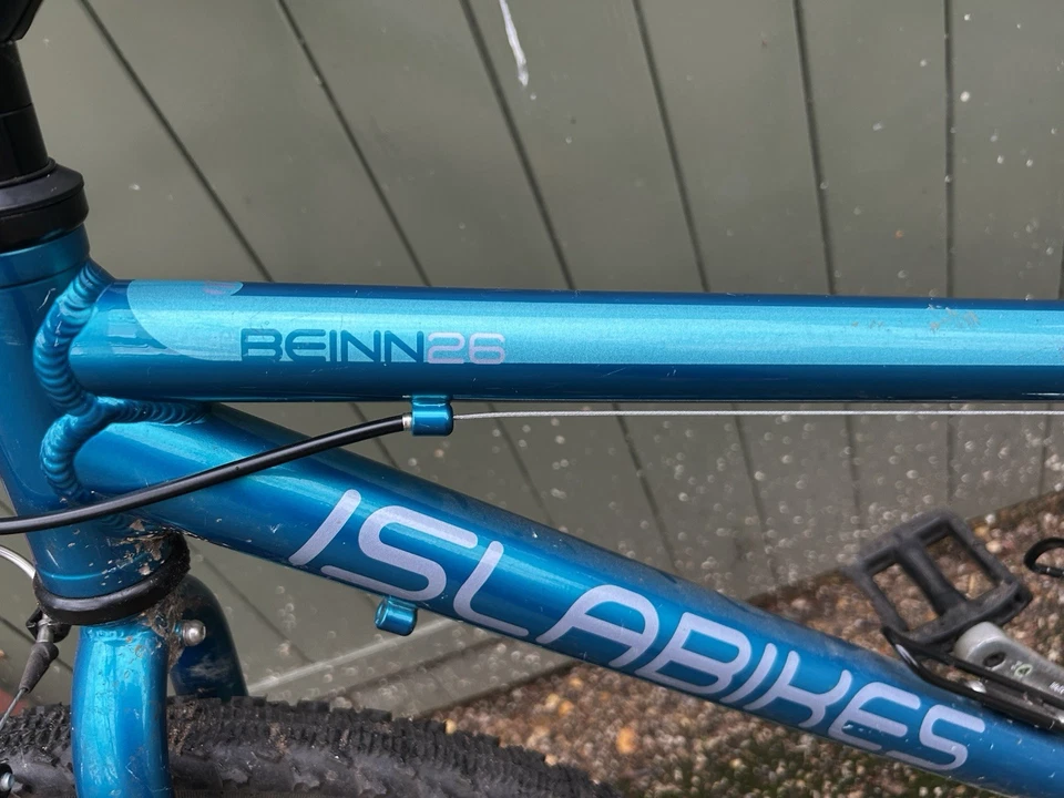 Islabike Beinn 26 - Teal. In Good Condition - Image 2 of 4