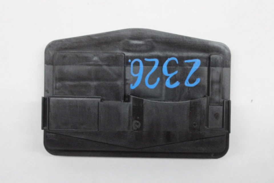 Toyota Camry XLE 2015 bloque de conexiones 82720-06131 OEM 15 16 17 Foto 2 de 4