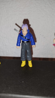 Bandai Figurine Trunks Dragon Ball Z – Couleurs Jaune/rouge, PVC