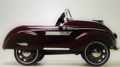 Alfa Romeo Mini Pedal Car Metal Body Model ''Too Small To Ride On'' Giulia4c8c