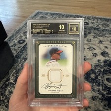 CHIPPER JONES 2008 UD Masterpieces Canvas Patch Auto BGS 10 BLACK LABEL Game Use
