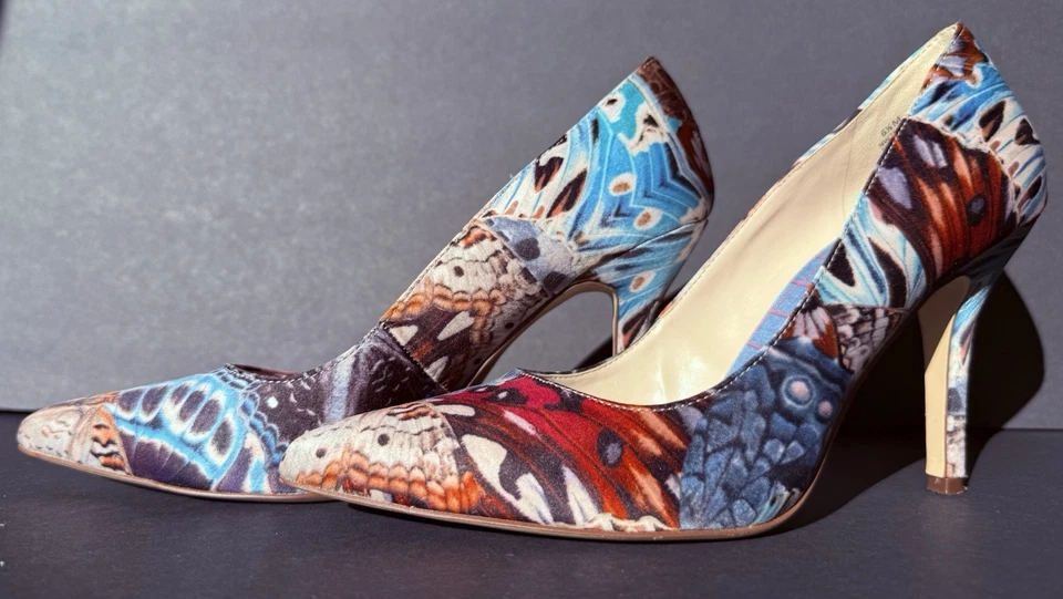 Nine West Butterfly Wings Multicolor Print 2.5” Vintage Pumps 6.5M - Image 4 of 4