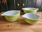 VTG PYREX Spring Blossom CRAZY DAISY Lime Green CINDERELLA Mixing Bowl 443, 441