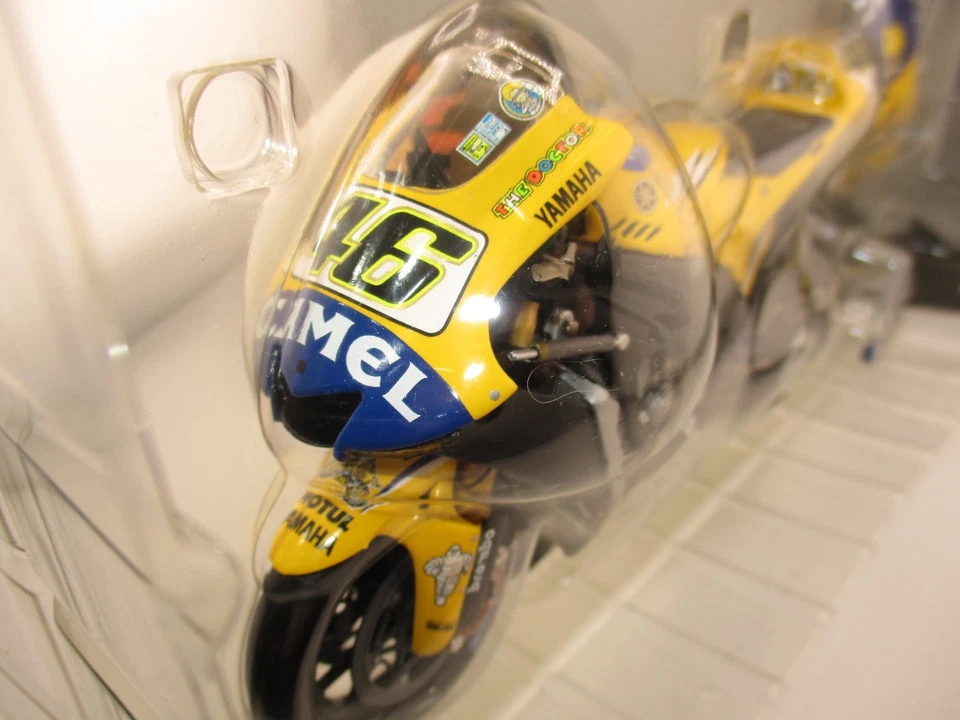 YAMAHA YZR-M1, #46, Valentino Rossi, 2006 MotoGP!!! - Bild 4 von 4
