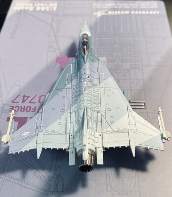 S14 1/144 US Air Force F16XL Fighter F-16XL XL-2 Prototype 75-0747