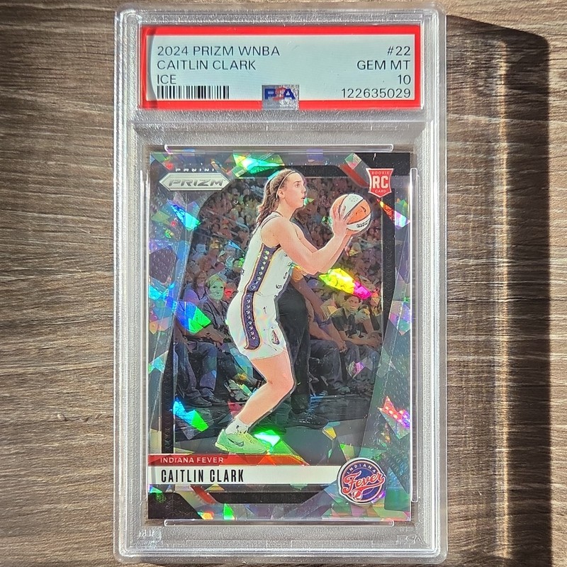 CAITLIN CLARK 2024 Panini Prizm Ice Prizm RC PSA 10