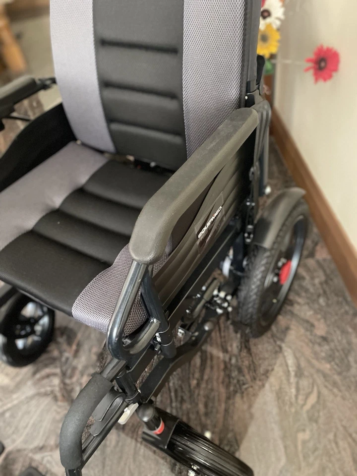 Equipmed Electric Folding Wheelchair (HELWLCEQPKS6A) - image 2 of 4