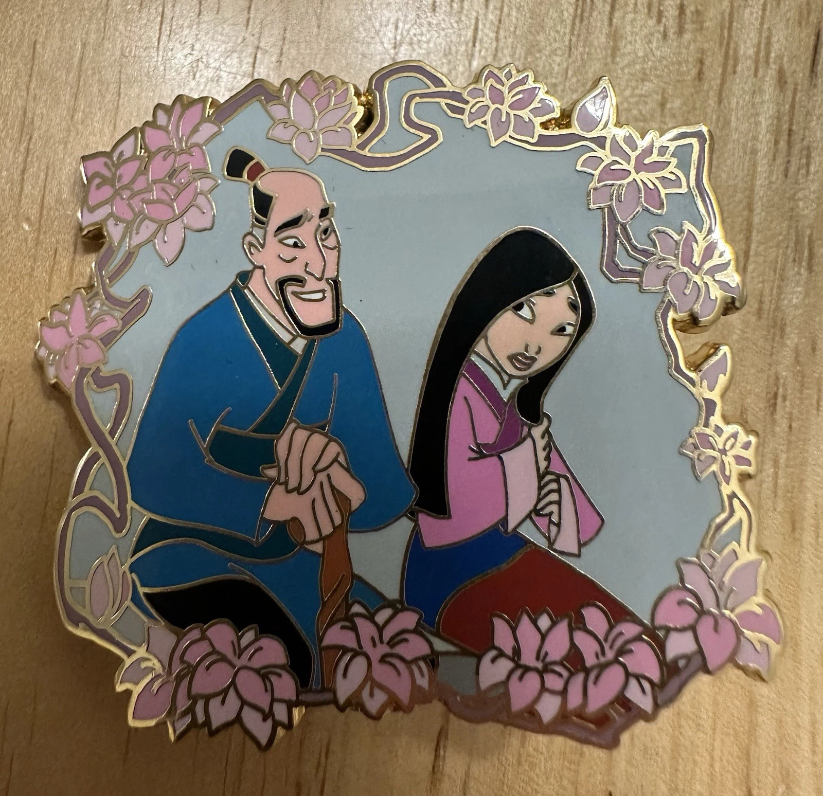 Disney Auctions Mulan & Fa Zhou with Blossoms Pin LE 500