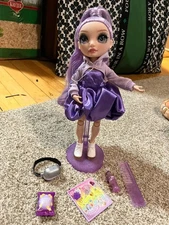 🌈 Rainbow High Sparkle & Shine Viola Fashion Doll – Lavender Theme