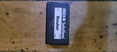 MIDI Solutions Router MIDI Data Filter INTERFACE + 6x MIDI Cables