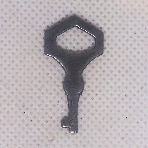 Vintage diary jewelry case key - product listing photo