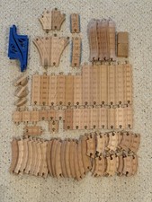 Thomas  Friends Wooden Railway Train Track Lot Train 77 Pcs