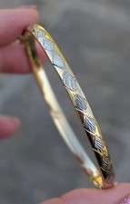 Vintage Solid 9ct Gold Hinged Bangle