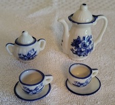 Vintage 8 Piece Miniature Teacup Set