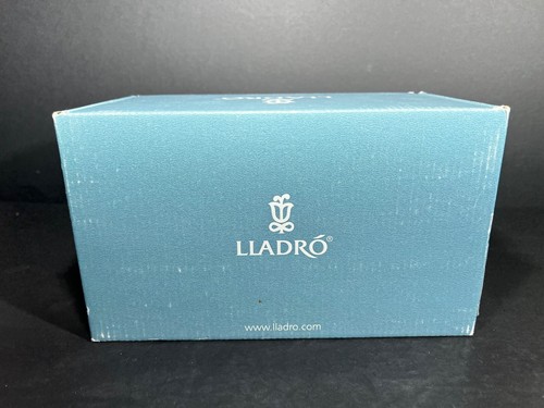 Vintage Retired Lladro "You Can Do It!" # 8324 with Box - Picture 10 of 14