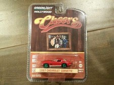 GREENLIGHT 1/64 HOLLYWOOD CHEERS 1967 CHEVROLET CORVETTE 44770-B CHASE CAR
