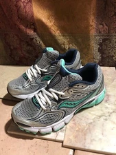 Womens Saucony Liberate Running, Cross Training shoes size 6.5 #168