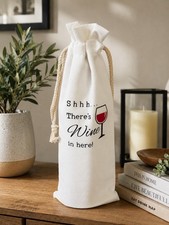 Produktbild - Lustige Geburtstag Wein Geschenktüte Shh.. there’s wine Neuheit Kordelzug Flaschentasche